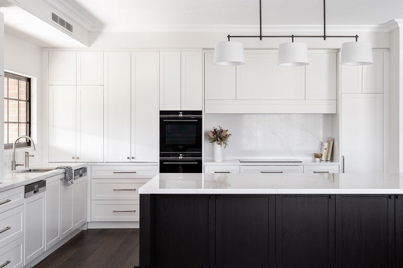 Zanda Manhattan Kitchen Cabinet Handle - Available in Various Finishes and Sizes