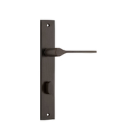 Iver Como Door Lever Handle on Rectangular Backplate Privacy Signature Brass 10754P85