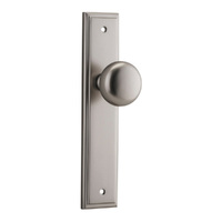 Iver Cambridge Door Knob on Stepped Backplate Passage Satin Nickel 14840