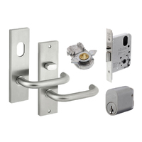 Lockwood Entrance Door Pack 3572 Mortice Lock with Cylinder and Square End Plate Furniture