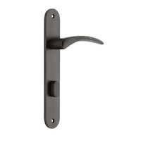 Iver Oxford Door Lever Handle on Oval Backplate Privacy Signature Brass 10728P85
