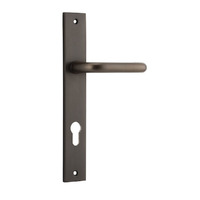 Iver Oslo Lever Handle on Rectangular Backplate Euro Signature Brass 10844E85