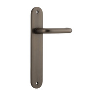 Iver Oslo Door Lever Handle on Oval Backplate Passage Signature Brass 10846