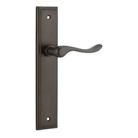 Iver Stirling Lever Handle on Stepped Backplate Passage Signature Brass 10926
