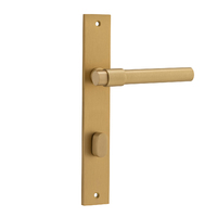 Iver Helsinki Lever on Rectangular Backplate Privacy Brushed Brass 15396P85