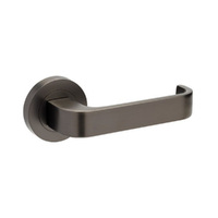 Zanda Streamline Door Lever Handle on Round Rose Graphite Nickel