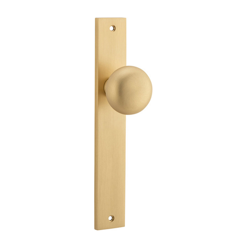 Out of Stock: ETA Early July - Iver Cambridge Door Knob on Rectangular Backplate Latch Brushed Brass 15322