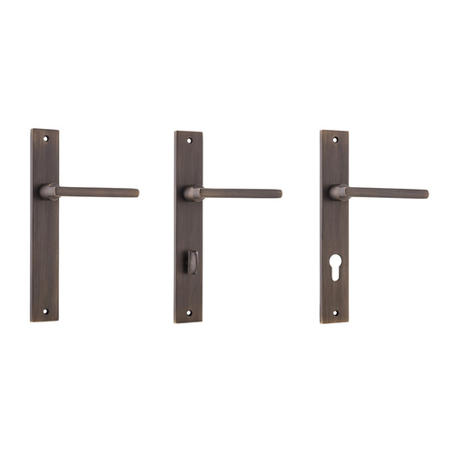 Iver Baltimore Door Lever Handle on Rectangular Backplate Signature Brass