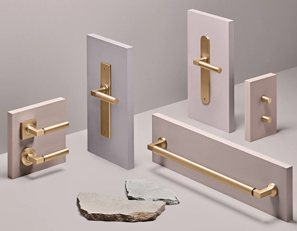 How to Select the Right Door Handles for Style, Function & Security