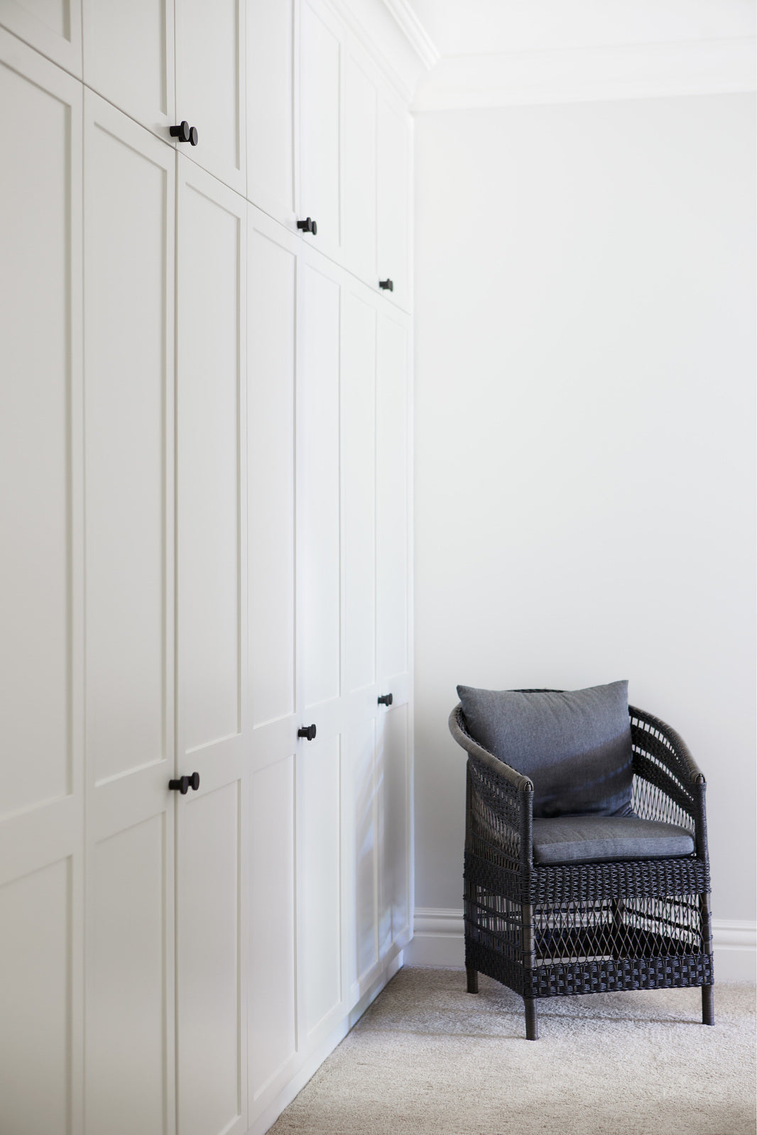 Iver Osaka Cabinet Knob Handle - Available in Various Finishes and Sizes