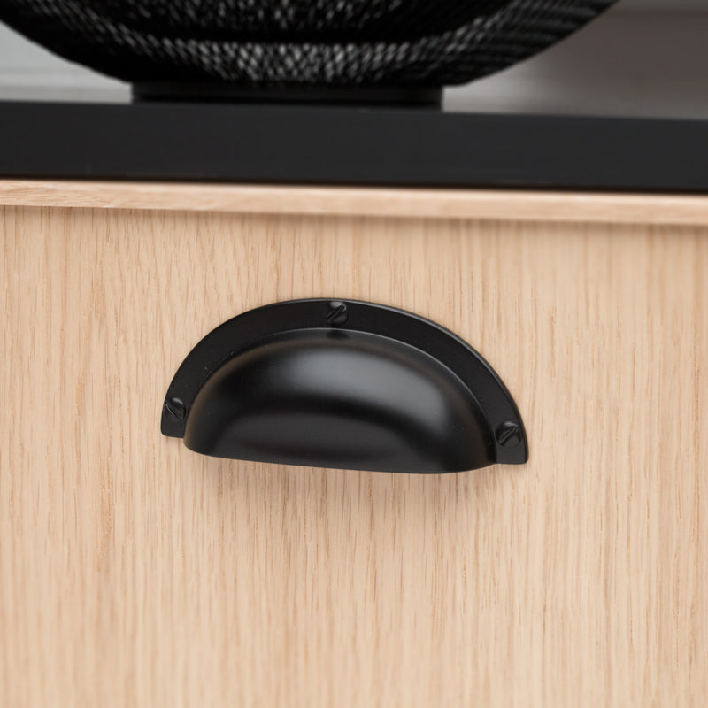 Kethy D369 Traditional Shell Cabinet Handle - Available in Various Finishes