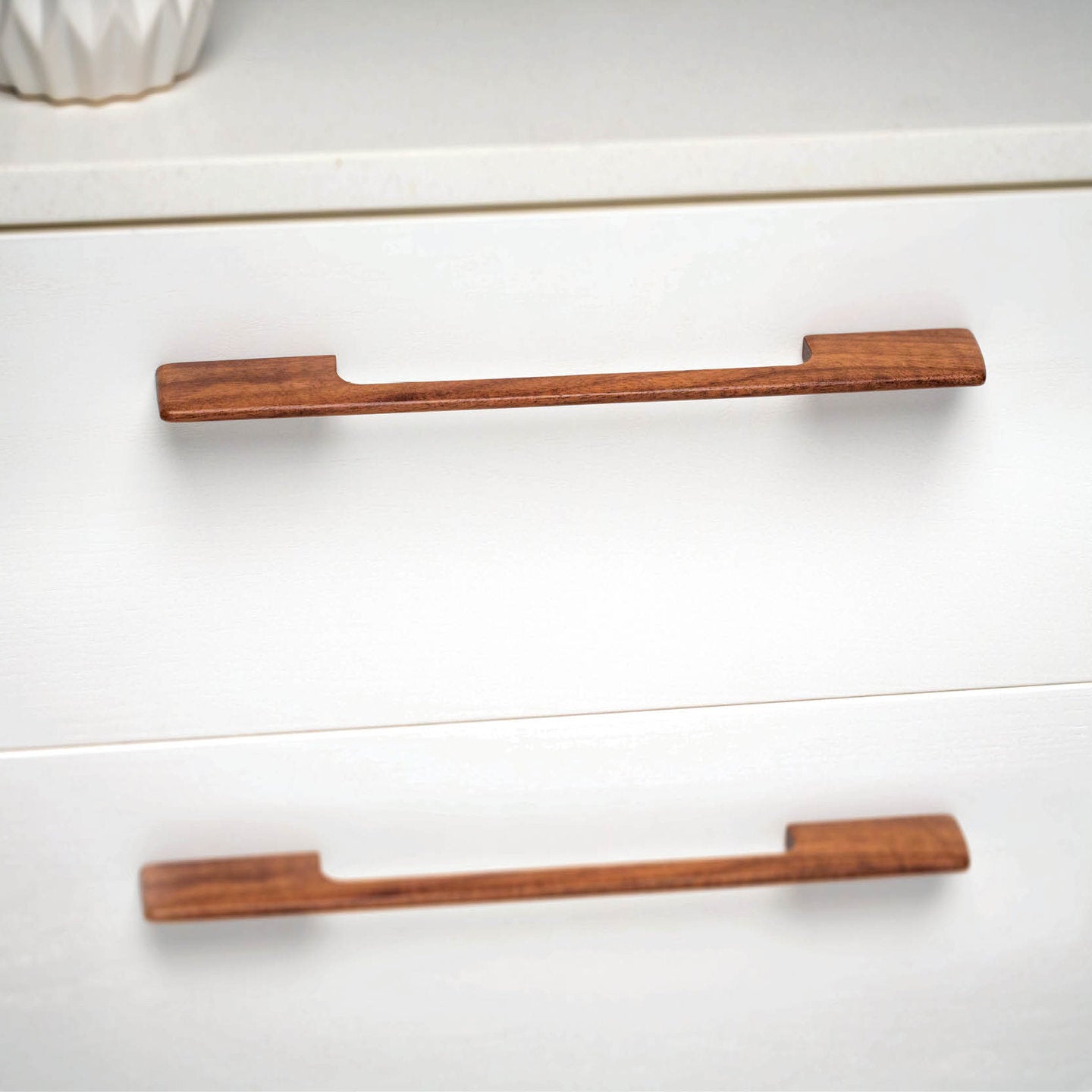 Kethy New Aero Cabinet Handle - Available in Various Finishes and Sizes