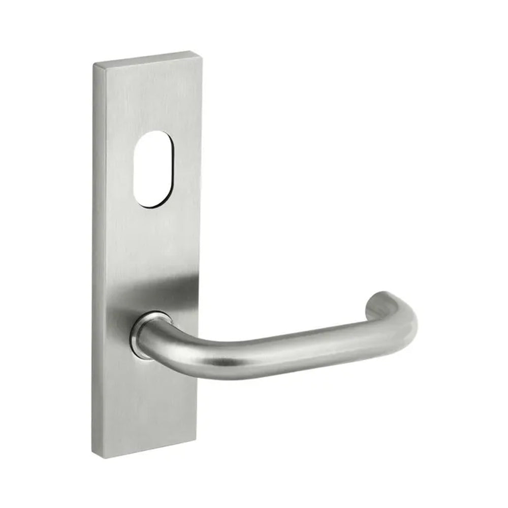 Lockwood Entrance Door Pack 3572 Mortice Lock with Cylinder and Square End Plate Furniture