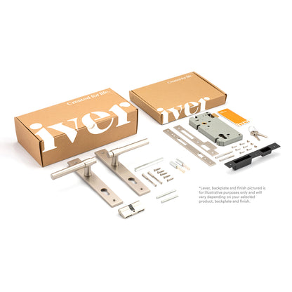 Iver Stirling Door Lever Handle on Oval Backplate Entrance Kit Key/Key