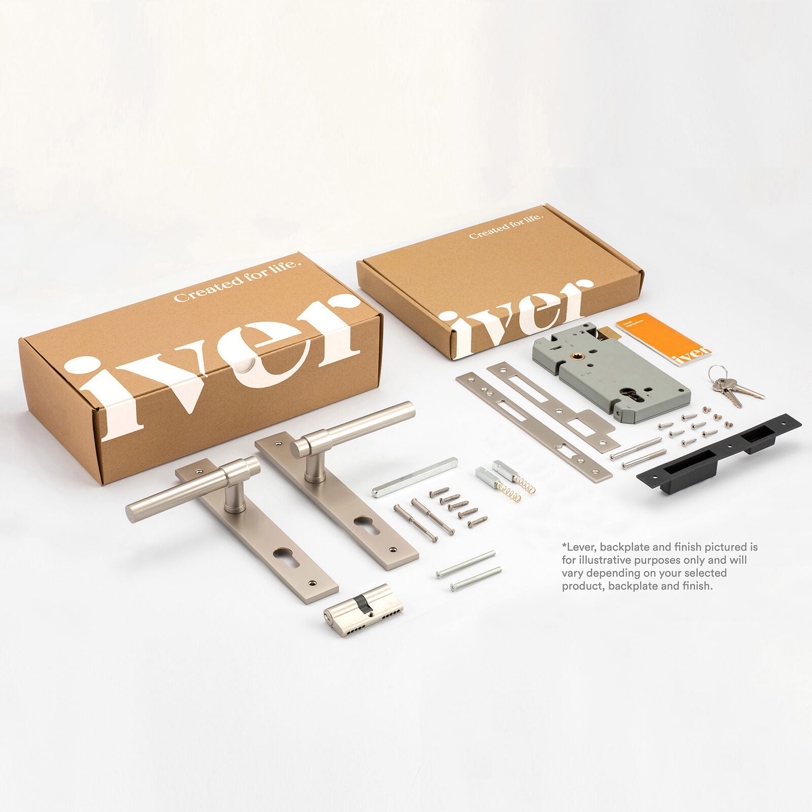 Iver Sarlat Door Lever Handle on Stepped Backplate Entrance Kit Key/Key