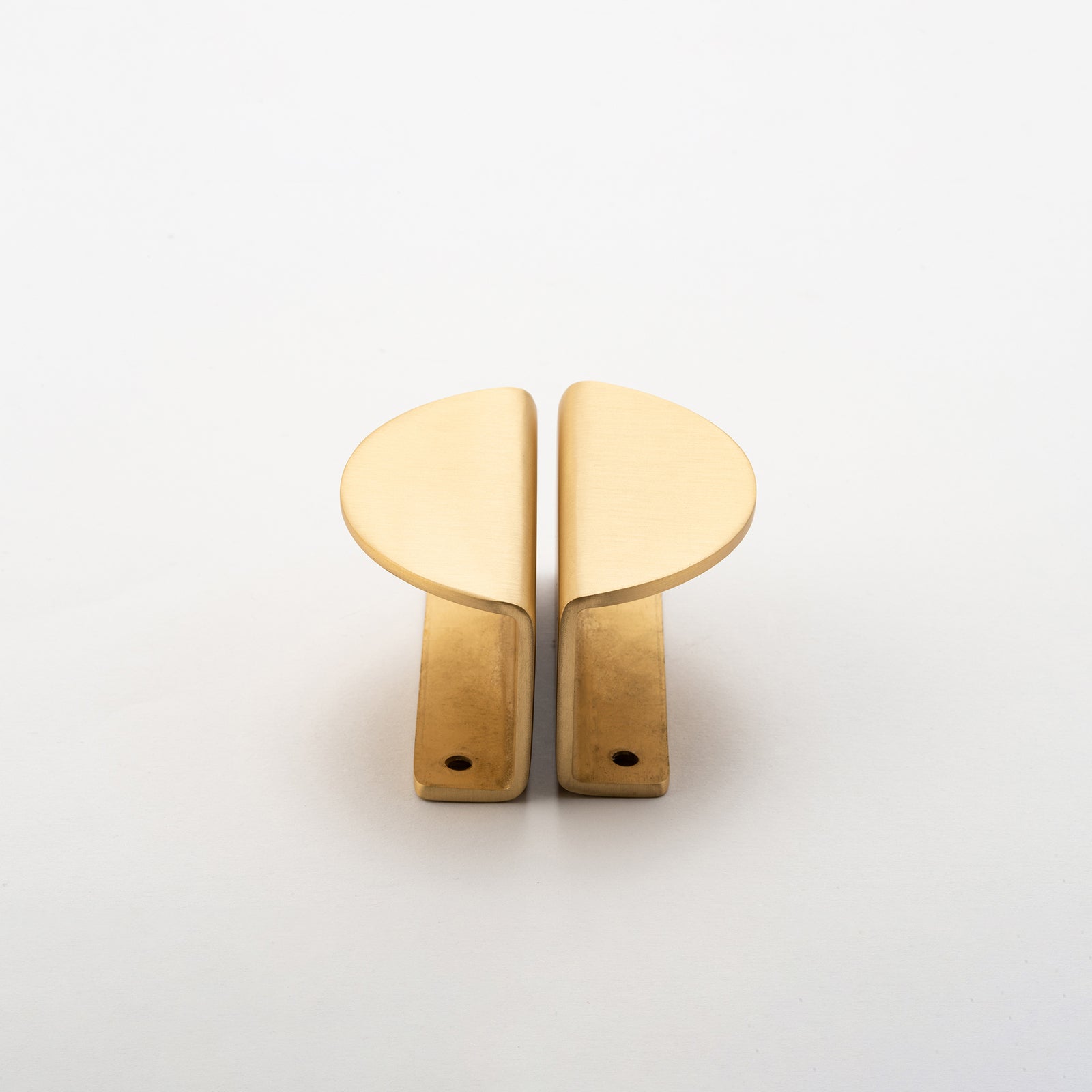 Iver Osaka Lip Drawer Cabinet Pull Handle - Available in Various Finishes