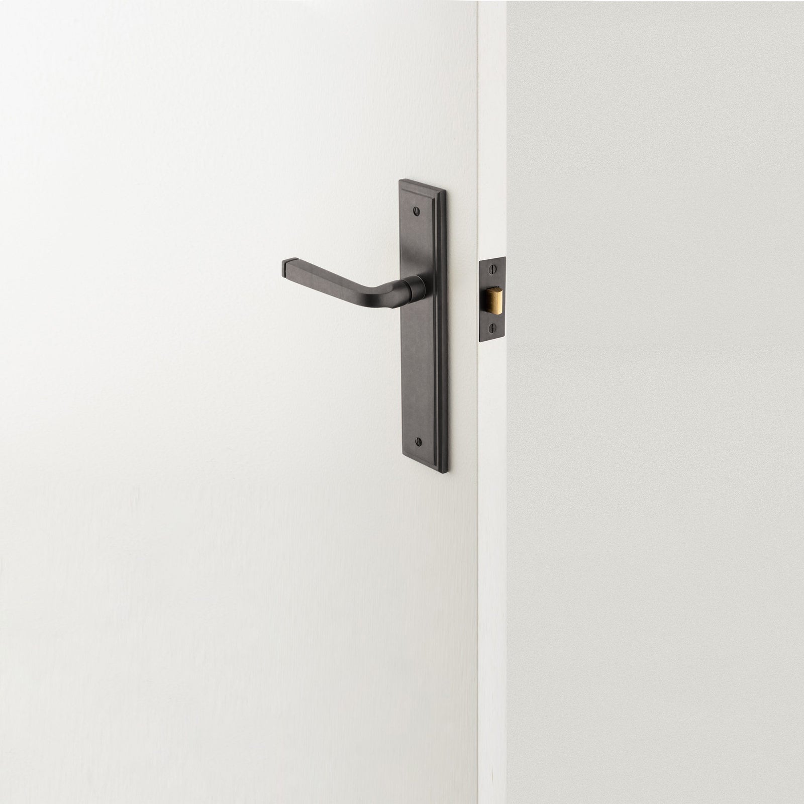 Iver Annecy Door Lever Handle on Stepped Backplate Distressed Nickel