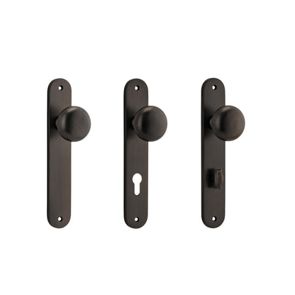 Iver Cambridge Door Knob on Oval Backplate Signature Brass