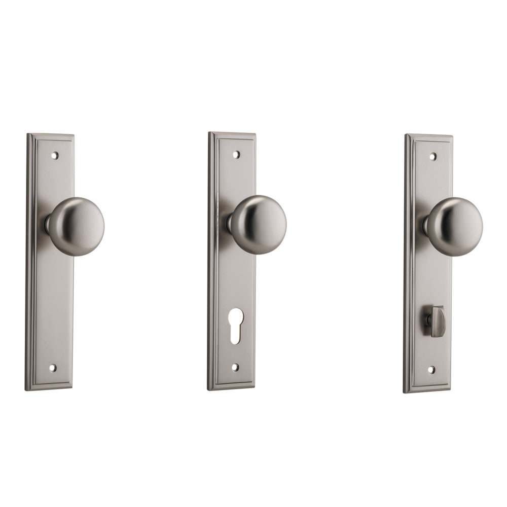 Iver Cambridge Door Knob on Stepped Backplate Satin Nickel