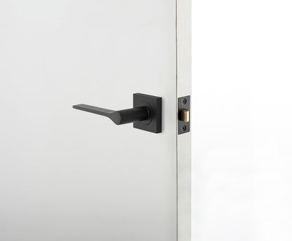 Iver Como Door Lever Handle on Square Rose Passage