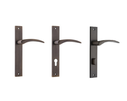 Iver Oxford Door Lever Handle on Rectangular Backplate Signature Brass