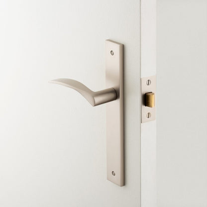 Iver Oxford Door Lever Handle on Rectangular Backplate Satin Nickel