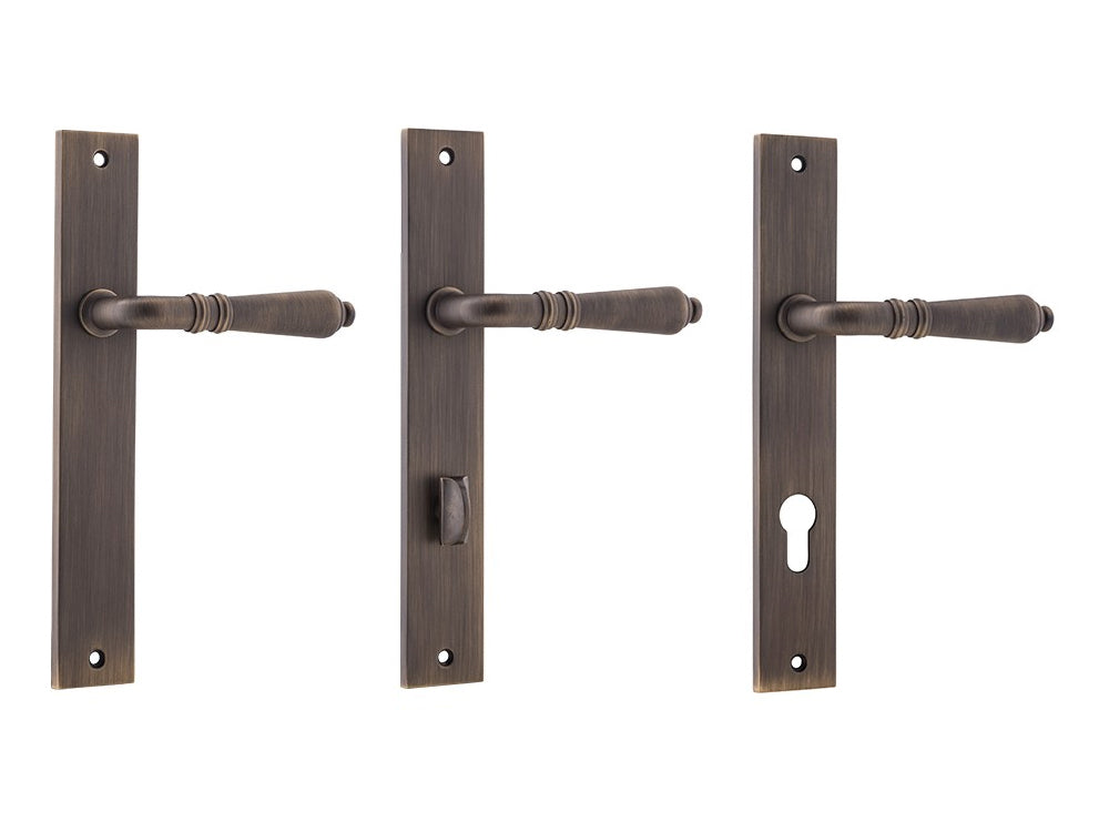 Iver Sarlat Door Lever Handle on Rectangular Backplate Signature Brass