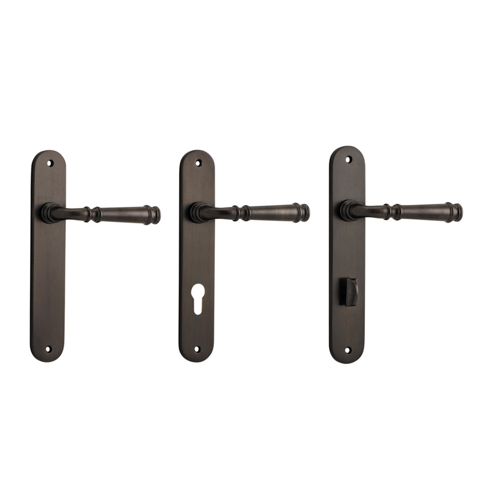 Iver Verona Door Lever Handle on Oval Backplate Signature Brass