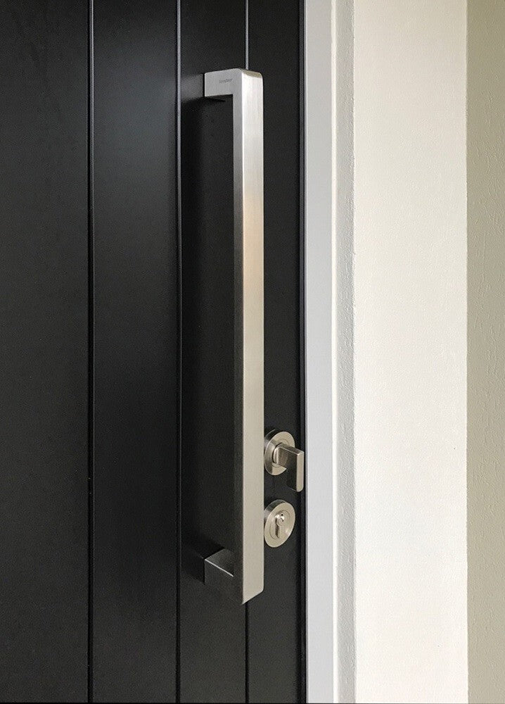 Zanda Streamline Pull Handle - Available in Various Fixing and Finishes