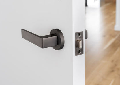 Zanda Boston Door Lever Handle on Round Rose Lever Set Brushed Nickel