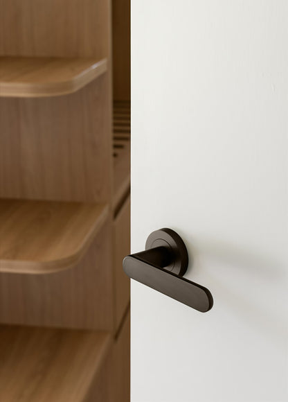 Zanda Duke Door Lever Handle on Round Rose Graphite Nickel