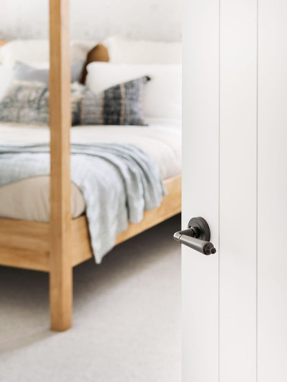 Zanda Oxford Door Lever Handle Graphite Nickel